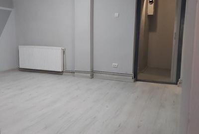 Spațiu comercial, de 80 mp, în Florilor - 7