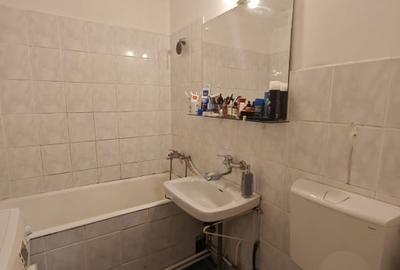 Apartament 4 camere, 2 bai, 70 mp - zona verde si linistita - 12