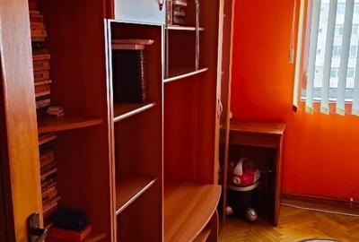 Apartament cu 3 camere decomandat, mobilat în Dacia - 6