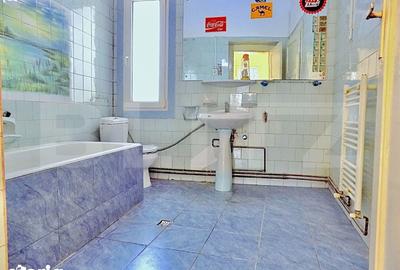 Apartament cu 4 camere decomandat în Fabric