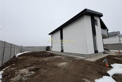 Casă individuală cu 4 camere cu Teren 370 Mp în Berceni - 3