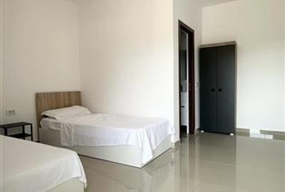 Hotel/Pensiune, de 500 mp, în Vest - 13