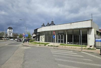 Spațiu comercial, de 320 mp, în Central - 6