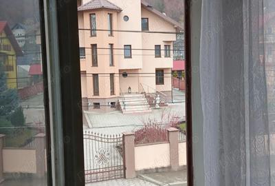 Casă cu 6 camere în Central - 9