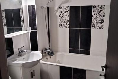 Apartament cu 3 camere decomandat în Central - 2