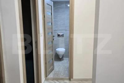 Apartament cu 3 camere decomandat în Micro 17