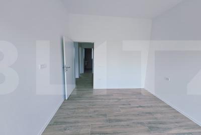 Spatiu, de vanzare, 77 mp, zona Torontalului - 7