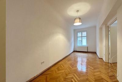 Apartament cu 3 camere in Centrul Istoric al Brasovului - 11