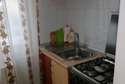 Apartament cu 3 camere decomandat în Exterior Vest - 2