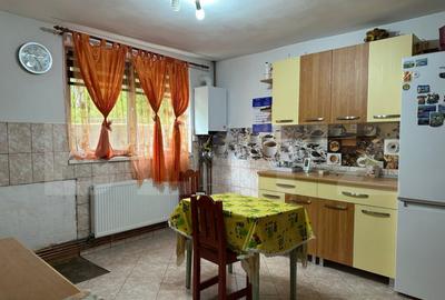 Casa 7 camere partial finisata in Purcareni, jud. Brasov - 3