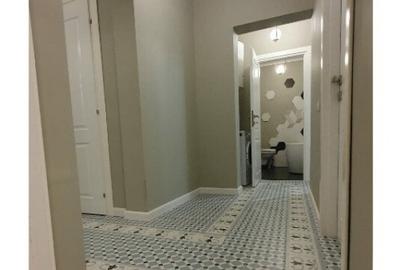 Apartament cu 3 camere decomandat în Tineretului - 3