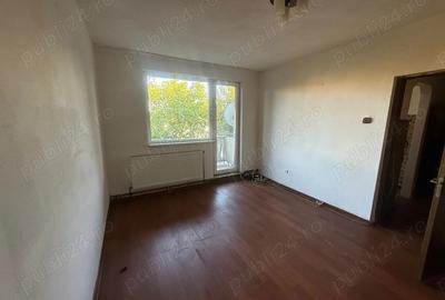 Apartament 2 camere Gae?ti, Dambovi?a, etaj 2 4 - 3