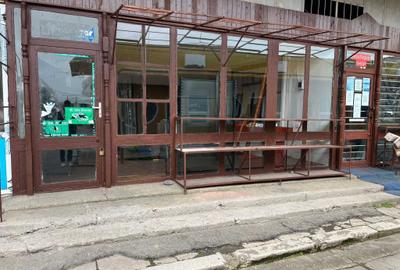 Spațiu comercial, de 22 mp, în Central - 4
