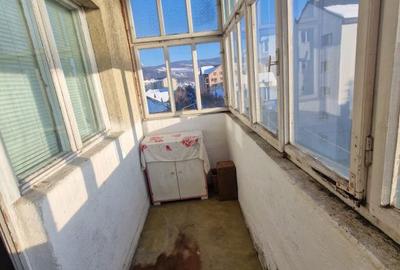 Apartament cu 3 camere decomandat în Independenței - 5