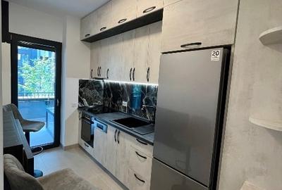 Apartament cu 2 camere semidecomandat, mobilat în Baza 3 - 7