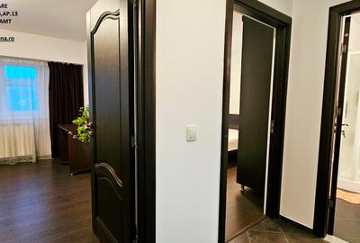 Apartament la cheie,3  camere decomandate,boxa.loc parcare,renovat,etaj 3,1 Mai - 3