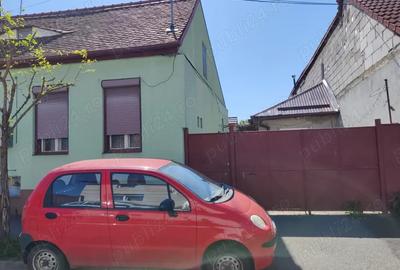 Casa de vanzare in cartierul Terezian, Sibiu - 2 camere, curte comuna. - 4