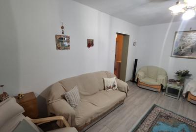Apartament cu 4 camere decomandat în Titan - 5