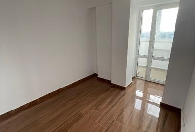 Discount mare, 2 camere lux, gata de mutare, comision 0 - 4