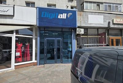 Spațiu comercial, de 40 mp, în Orizont - 3