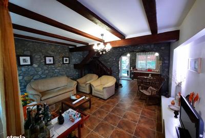 Casă cu 3 camere cu Teren 390 Mp în Runcu - 9