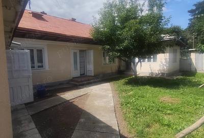 Casa de vanzare