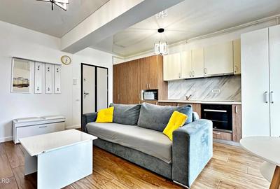 Apartament cu 2 camere semidecomandat, mobilat în Central