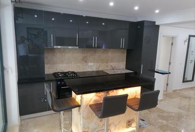 Apartament de lux de închiriat în Mamaia – zona Butoaie! - 5