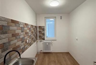 Apartament cu 3 camere decomandat în Obor - 6