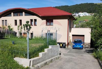 Duplex cu 7 camere cu Teren 644 Mp în Florești - 1