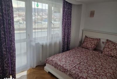 Apartament cu 4 camere, mobilat în Central - 15