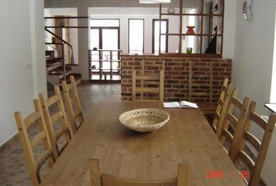 Pensiune 12 camere D+P+E+M+Pod situata in sat Moeciu de Jos, Brasov - 2