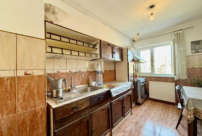 Apartament cu 3 camere semidecomandat, mobilat în Panduri - 9