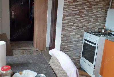 Casă cu 3 camere cu Teren 170 Mp în Coman - 3