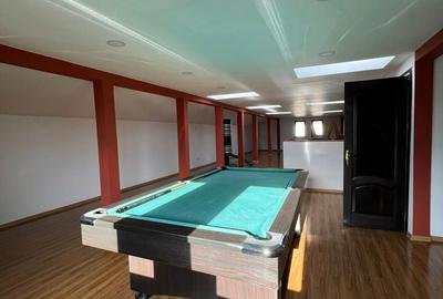 Casă cu Teren 400 Mp în Central - 4