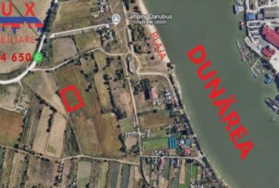 Teren de 2500 mp, în Nord