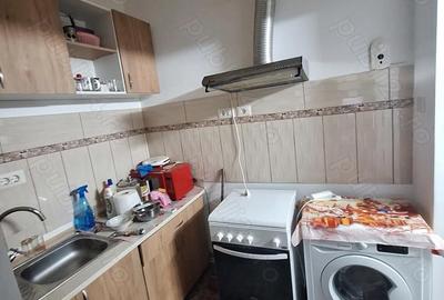 Garsonieră decomandată în Far - 3