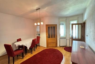 Casă individuală cu 8 camere cu Canalizare în Central - 5