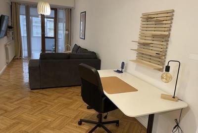 Apartament cu 2 camere semidecomandat, mobilat în Universitate