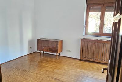 Apartament cu 4 camere semidecomandat, mobilat în Eminescu - 10