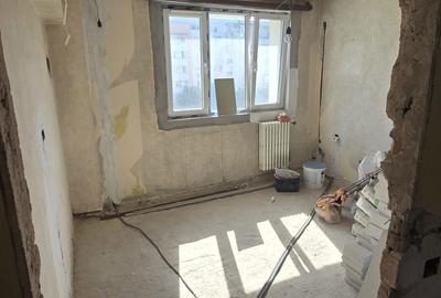 Apartament cu 2 camere semidecomandat în Mihai Bravu - 2