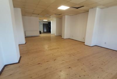 Peninsula-spatiu open space diverse activitati - 1