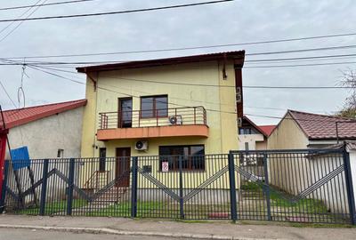 Casă individuală cu 8 camere cu Canalizare în Ion Creangă - 32