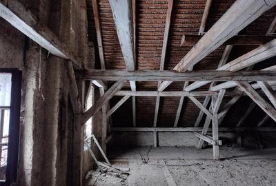 Casă individuală cu 8 camere cu Teren 784 Mp în Vest - 7