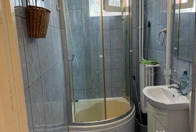 Garsonieră decomandată în Central - 2