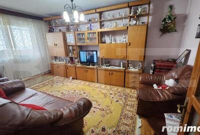 Apartament cu 3 camere decomandat, mobilat în George Enescu - 9