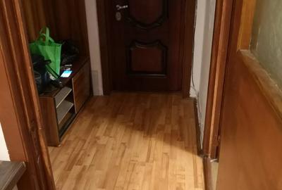 Apartament cu 2 camere decomandat în Rovine - 3