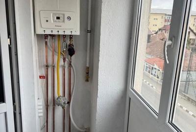 Garsonieră decomandată în Traian - 2