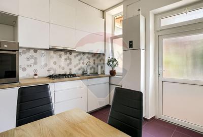 Apartament 2 camere , renovat, mobilat- utilat,  zona centrala - 8