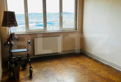 Apartament cu 2 camere decomandat în Libertății